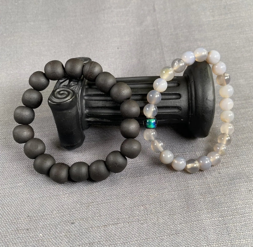 Grey Natural Stone Mood Color Changing Charm & Black Wooden Bracelet Unisex 2PC
