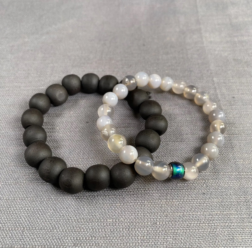 Grey Natural Stone Mood Color Changing Charm & Black Wooden Bracelet Unisex 2PC